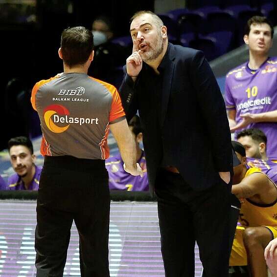 דדאס מתלונן על השיפוט, היום // צילום: אלן שיבר